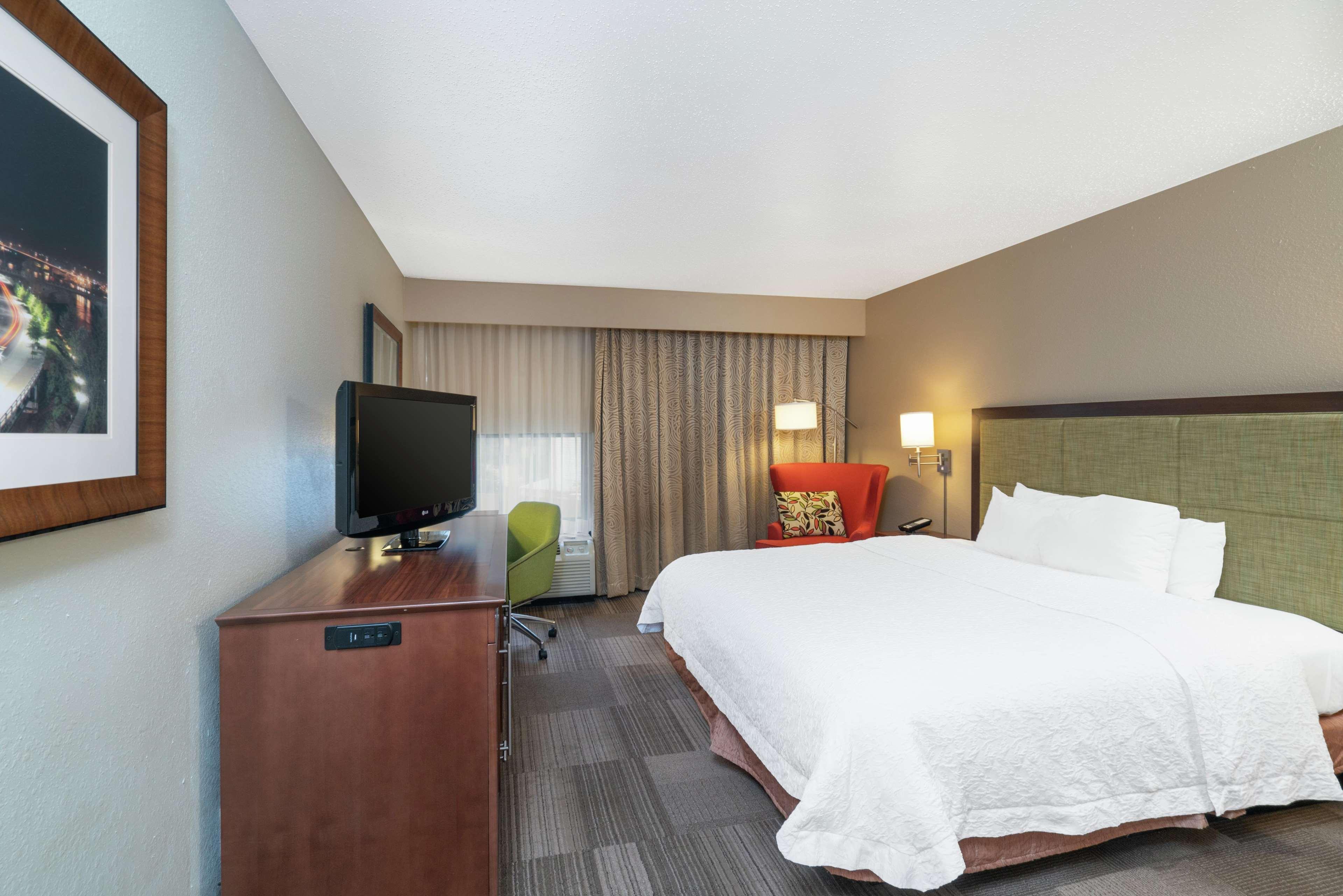 Hampton Inn Hixson Exterior photo