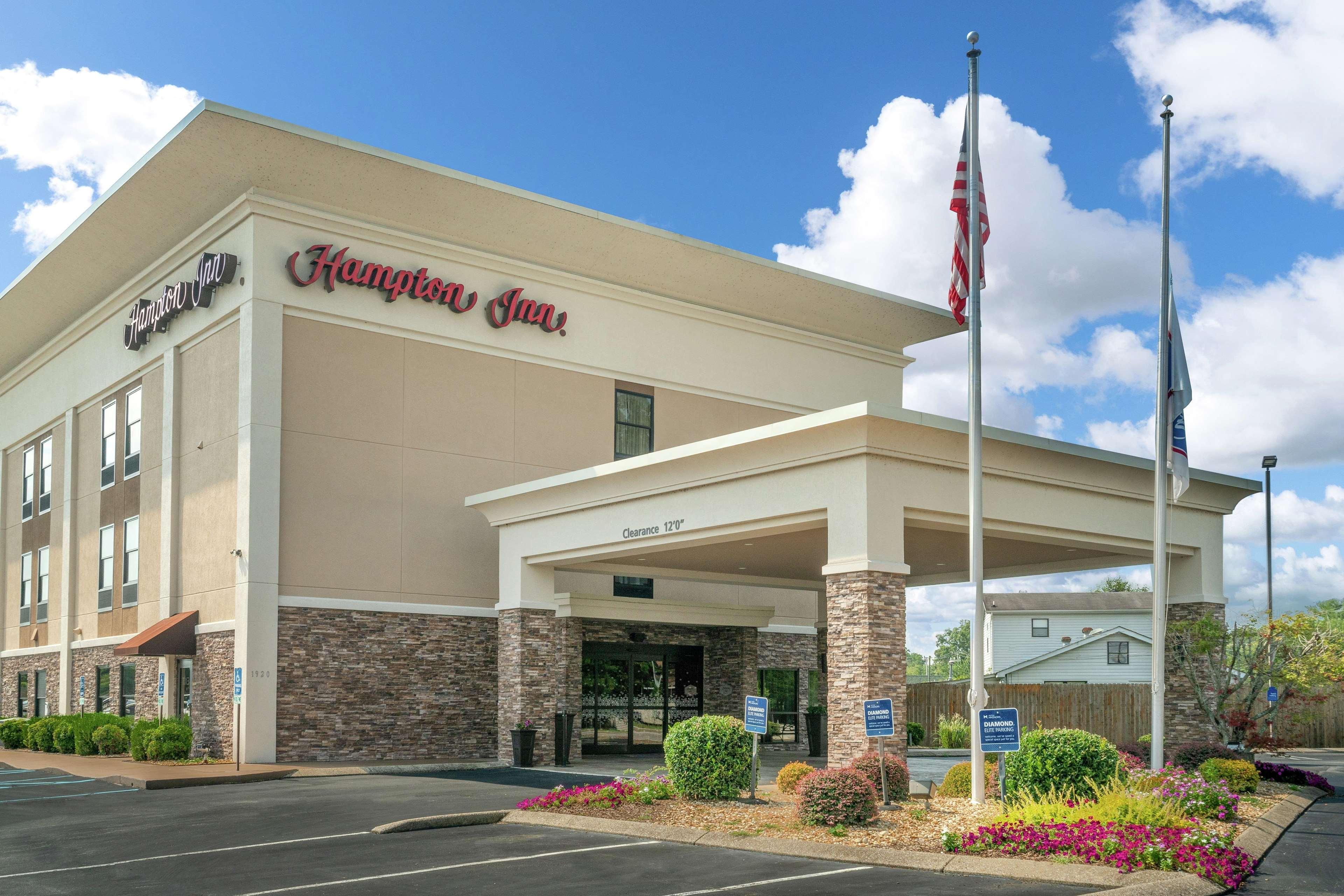 Hampton Inn Hixson Exterior photo