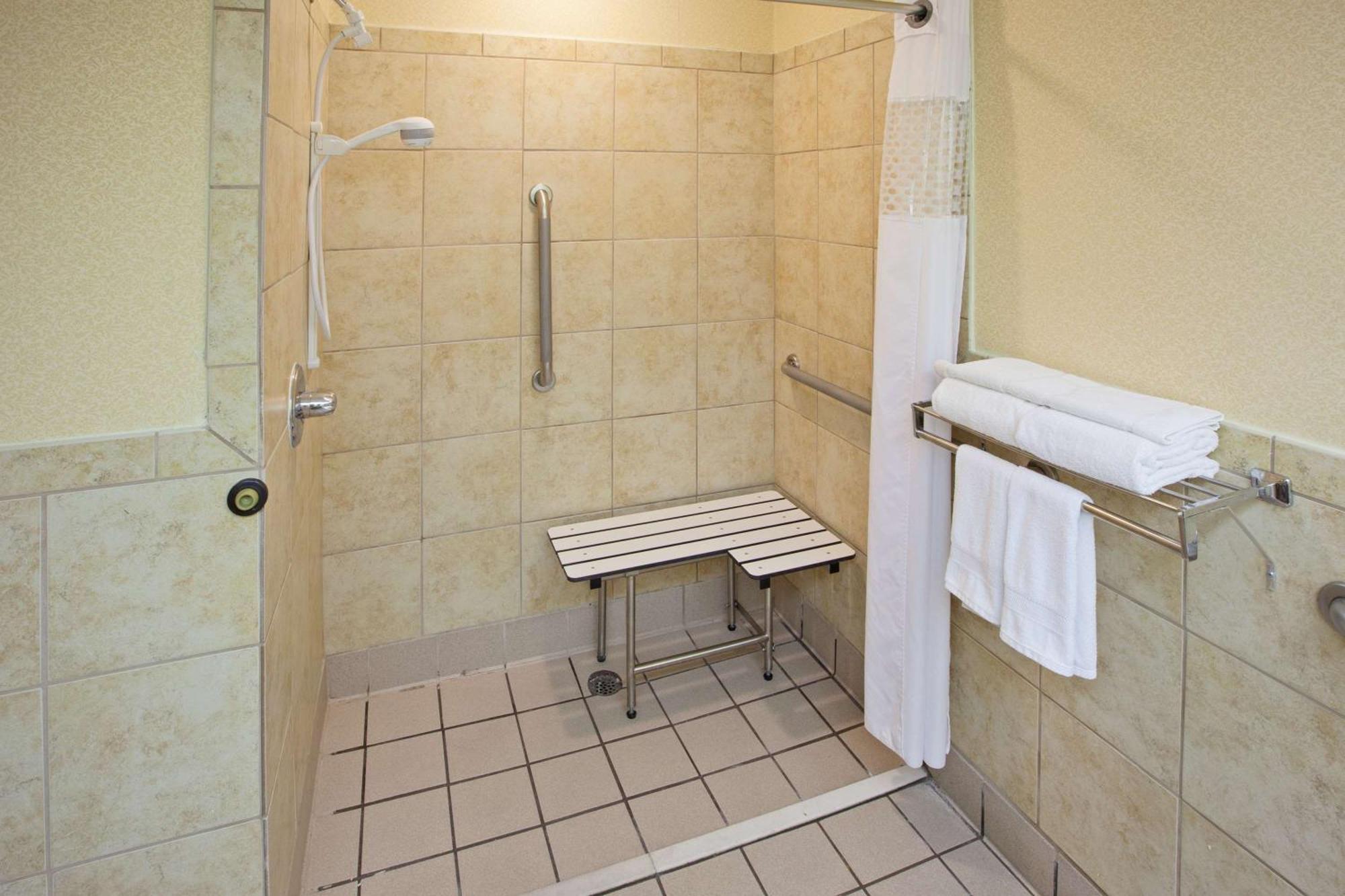 Hampton Inn Hixson Exterior photo
