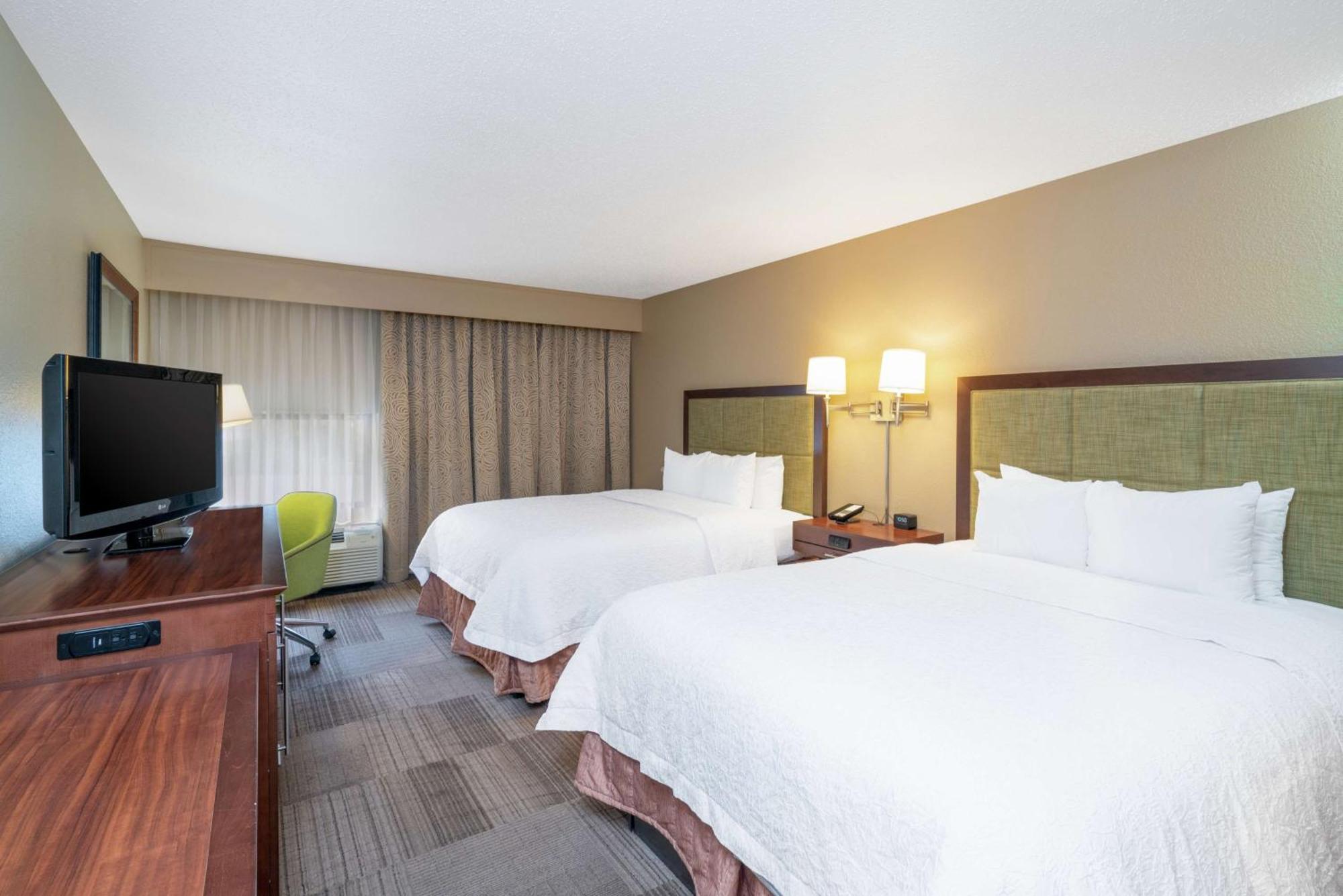 Hampton Inn Hixson Exterior photo