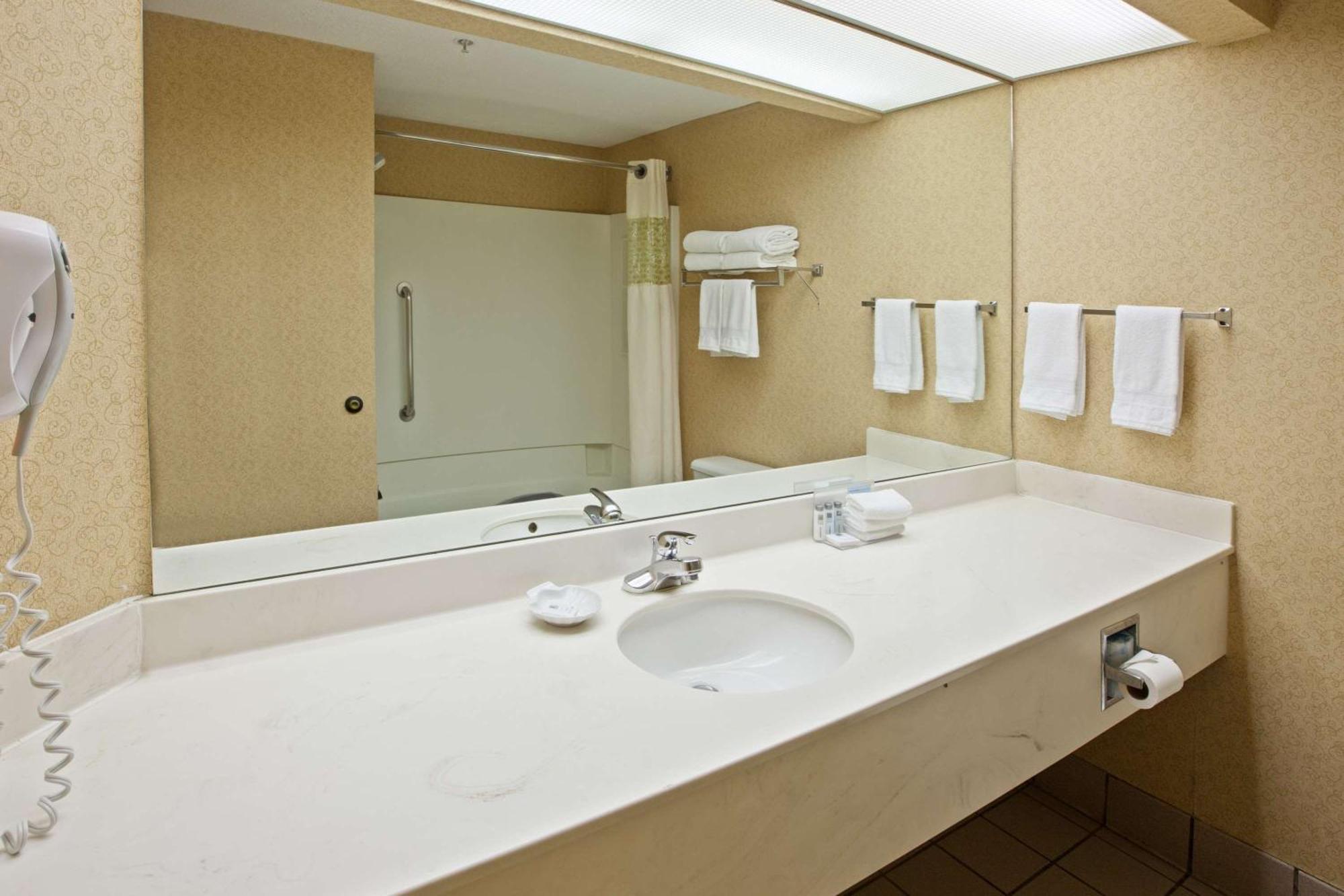Hampton Inn Hixson Exterior photo